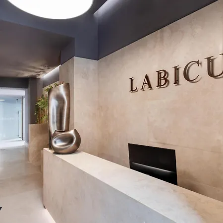 Colosseum Luxury 41 * روما