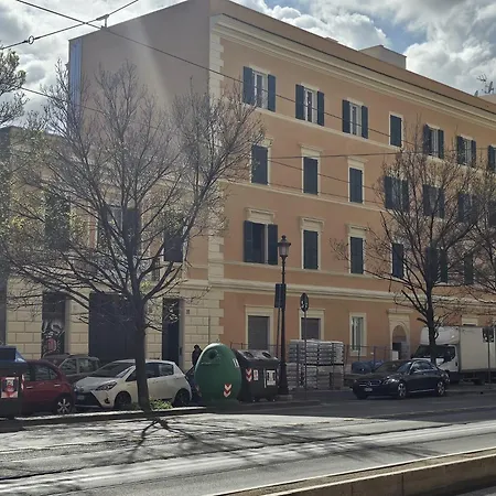Διαμέρισμα Colosseum Luxury 41 *