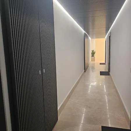Colosseum Luxury 41
