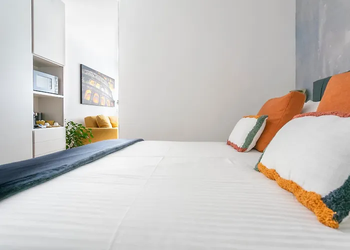 Colosseum Luxury 41 아파트 로마