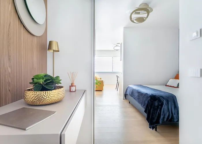 Colosseum Luxury 41 아파트