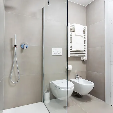 Colosseum Luxury 41